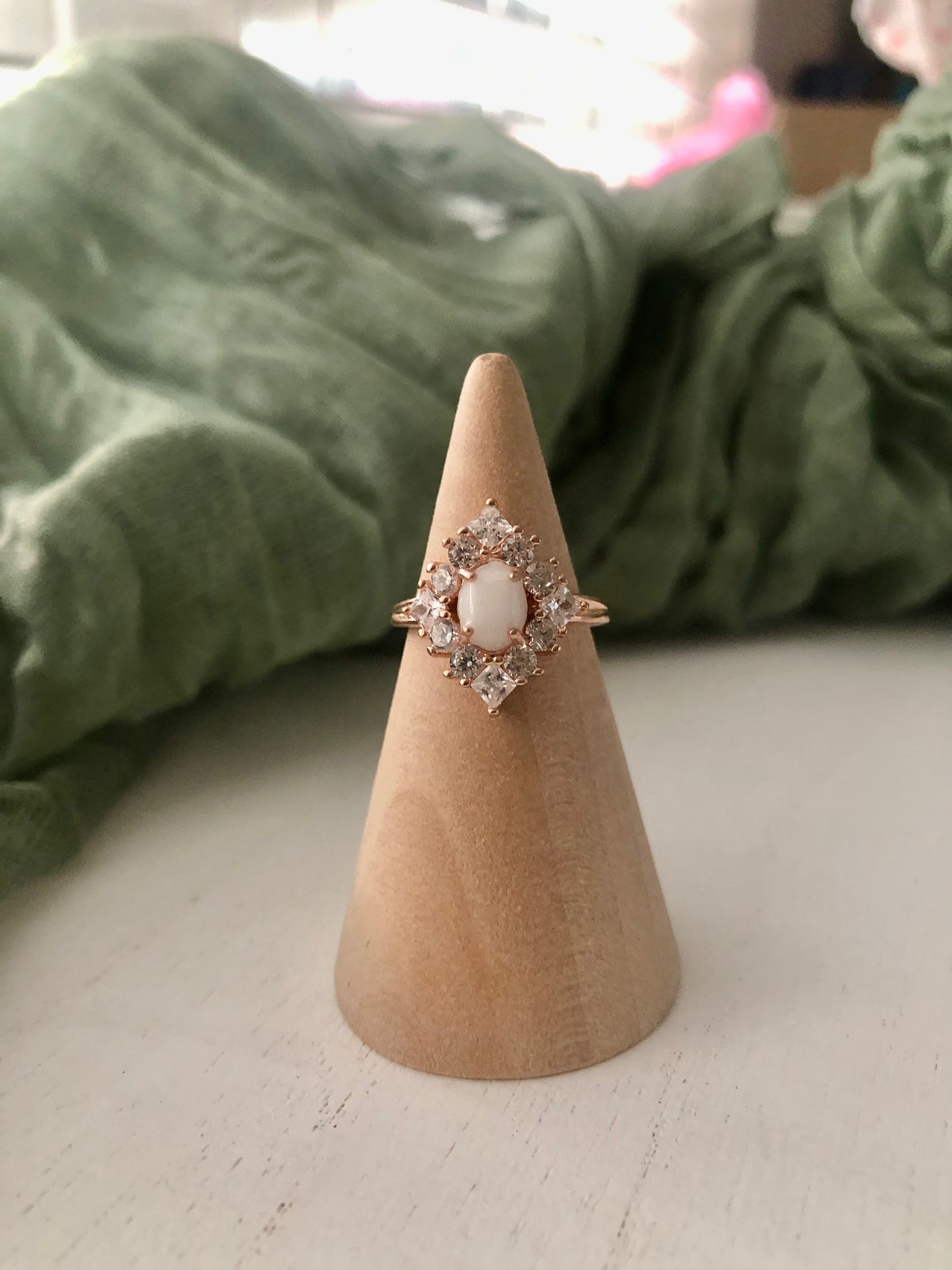 The Lindsey 14k solid gold