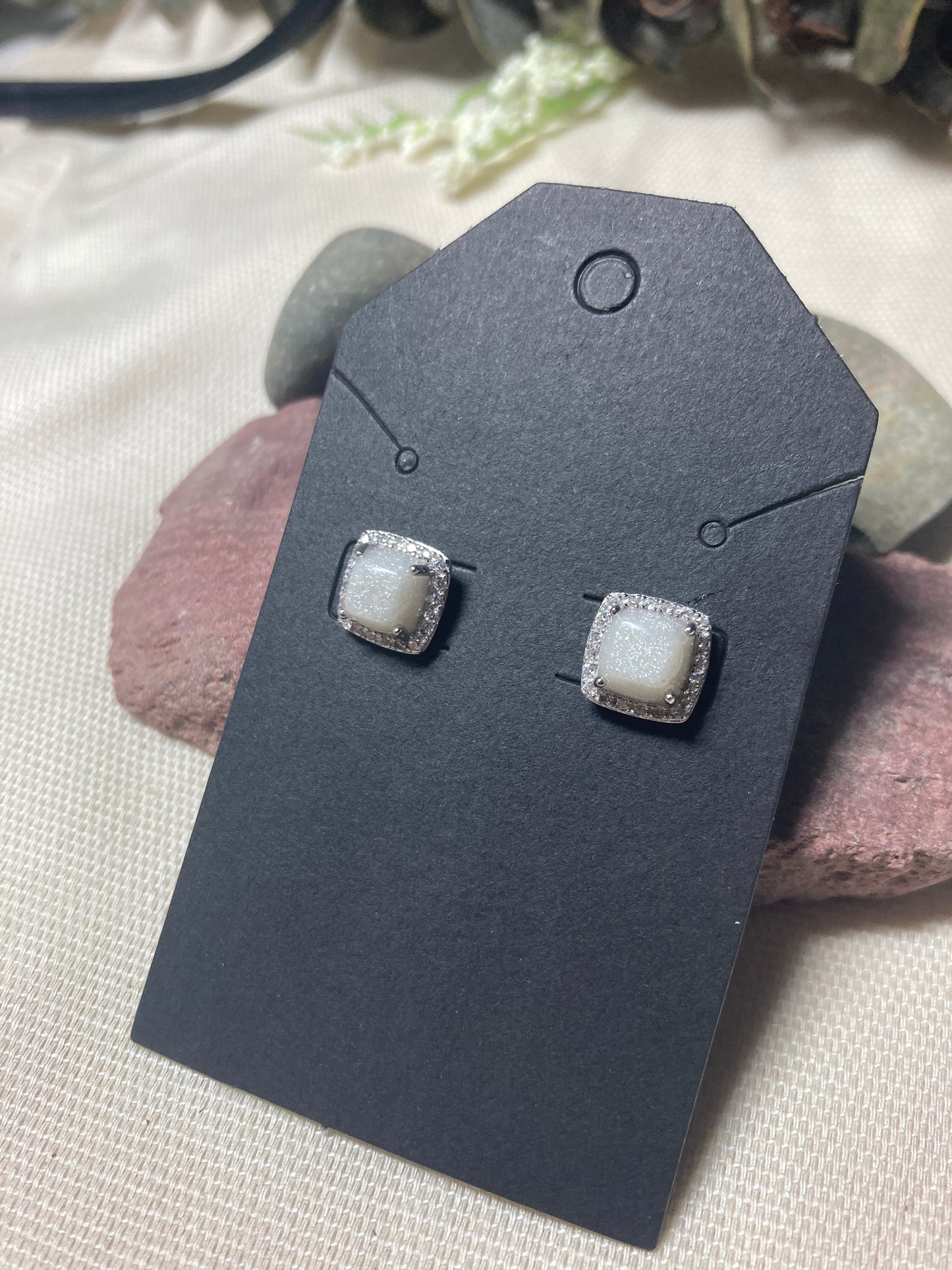 Square earrings